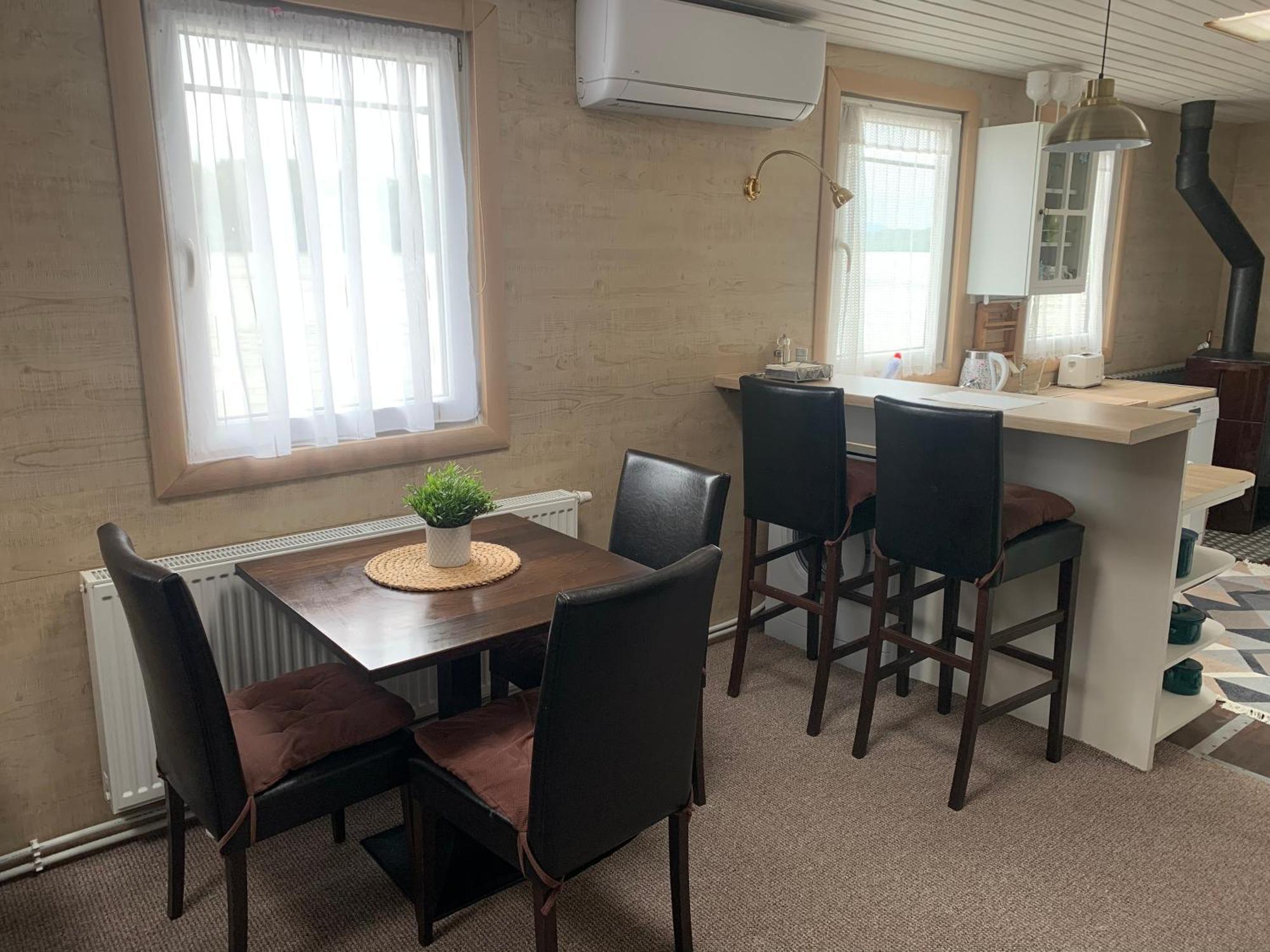 Certo Nautica Hotell Bratislava Exteriör bild